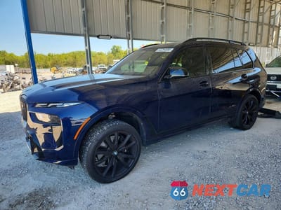 2024 BMW X7 M60I 5UX33EM03R9U74947 - główne zdjęcie licytacji z USA - miniatura