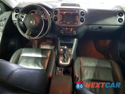 Zdjęcie 8 z 12 samochodu: 2012 VOLKSWAGEN TIGUAN S VIN:WVGBV7AX9CW535260 - miniatura