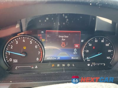 Zdjęcie 9 z 12 samochodu: 2021 FORD EXPLORER XLT VIN:1FMSK8DH0MGA00980 - miniatura