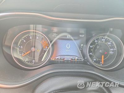 Zdjęcie 9 z 13 samochodu: 2019 JEEP CHEROKEE LIMITED VIN:1C4PJMDX7KD423518 - miniatura