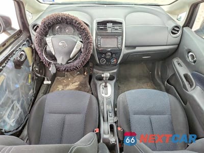 Zdjęcie 8 z 13 samochodu: 2015 NISSAN VERSA NOTE SL VIN:3N1CE2CP6FL405409 - miniatura