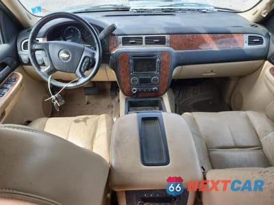 Zdjęcie 9 z 14 samochodu: 2007 CHEVROLET TAHOE K1500 VIN:1GNFK13077J132500 - miniatura