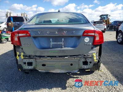 Zdjęcie 6 z 13 samochodu: 2016 VOLVO S60 VIN:LYV402FM0GB099911 - miniatura