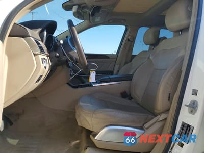 Zdjęcie 7 z 13 samochodu: 2015 MERCEDES-BENZ GL 550 4MATIC VIN:4JGDF7DEXFA544969 - miniatura
