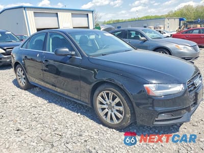 Czwarte zdjęcie samochodu z boku: 2015 AUDI A4 PREMIUM VIN:WAUDFAFL7FN021301 - miniatura