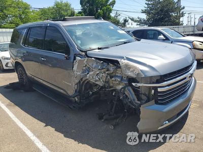 Czwarte zdjęcie samochodu z boku: 2021 CHEVROLET TAHOE K1500 LT VIN:1GNSKNKD5MR399478 - miniatura