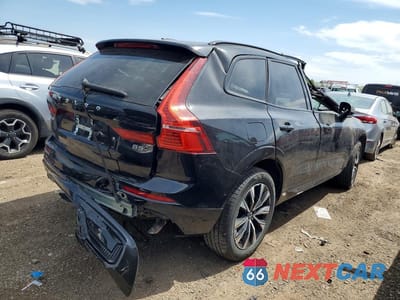 Trzecie zdjęcie samochodu z tyłu: 2025 VOLVO XC60 CORE VIN:YV4M12RJ1S1216102 - miniatura