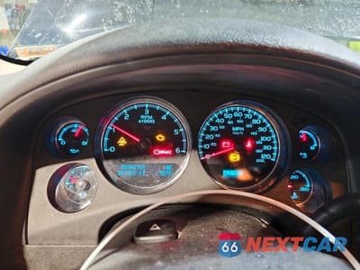 Zdjęcie 9 z 14 samochodu: 2011 CHEVROLET SUBURBAN VIN:1GNSKKE38BR233955 - miniatura