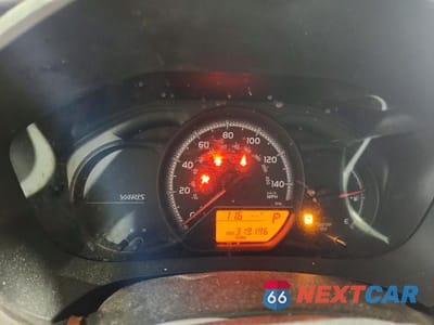 Zdjęcie 9 z 12 samochodu: 2016 TOYOTA YARIS 3-DOOR LE VIN:VNKJTUD39GA060619 - miniatura