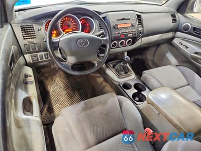 Zdjęcie 8 z 12 samochodu: 2006 TOYOTA TACOMA ACCESS CAB VIN:5TEUX42N46Z207724 - miniatura