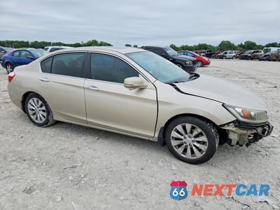 Czwarte zdjęcie samochodu z boku: 2015 HONDA ACCORD EX VIN:1HGCR2F72FA049045 - miniatura