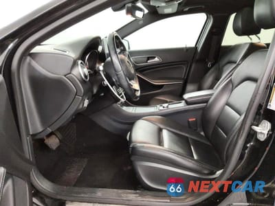Zdjęcie 7 z 13 samochodu: 2016 MERCEDES-BENZ GLA 250 4MATIC VIN:WDCTG4GB6GJ204579 - miniatura