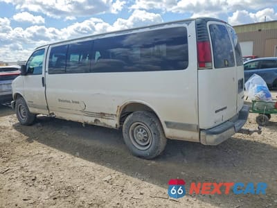 Drugie zdjęcie samochodu z przodu: 2001 CHEVROLET EXPRESS G3500 VIN:1GAHG39R711206082 - miniatura