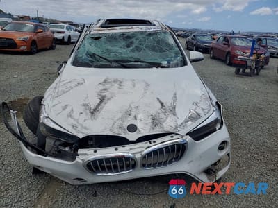 Piąte zdjęcie samochodu w środku: 2019 BMW X1 SDRIVE28I VIN:WBXHU7C59K5L11202 - miniatura