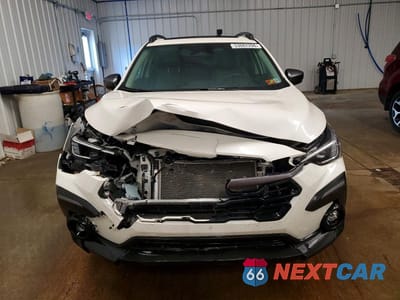 Piąte zdjęcie samochodu w środku: 2024 SUBARU CROSSTREK LIMITED VIN:4S4GUHN6XR3783852 - miniatura