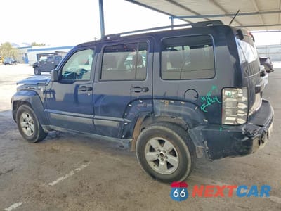 Drugie zdjęcie samochodu z przodu: 2011 JEEP LIBERTY SPORT VIN:1J4PN2GK7BW545643 - miniatura
