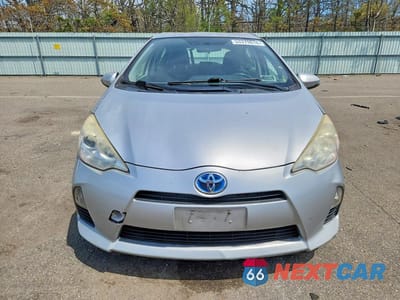 Piąte zdjęcie samochodu w środku: 2014 TOYOTA PRIUS VIN:JTDKDTB38E1571453 - miniatura