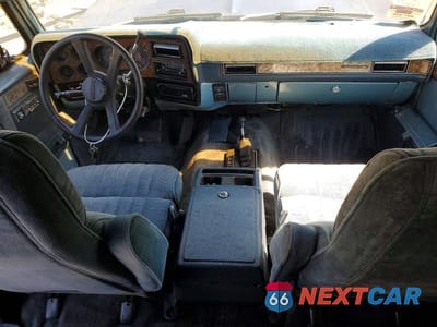 Zdjęcie 8 z 13 samochodu: 1991 CHEVROLET SUBURBAN V2500 VIN:1GNGV26K9MF122743 - miniatura