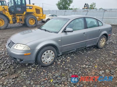 2002 VOLKSWAGEN PASSAT GLS WVWPD63B92P368223 - główne zdjęcie licytacji z USA - miniatura