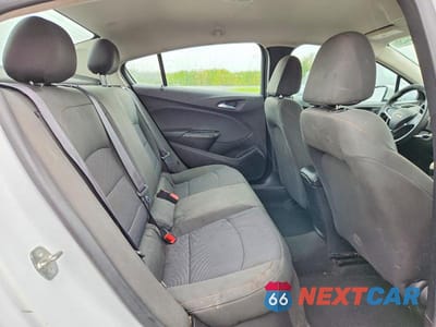Zdjęcie 10 z 12 samochodu: 2017 CHEVROLET CRUZE LS VIN:1G1BB5SMXH7240328 - miniatura