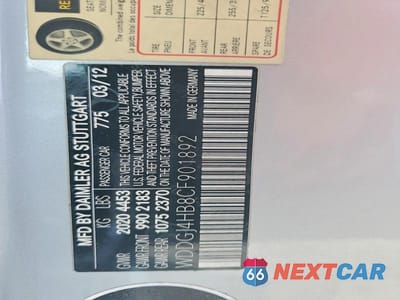 Zdjęcie 12 z 12 samochodu: 2012 MERCEDES-BENZ C 250 VIN:WDDGJ4HB8CF901892 - miniatura