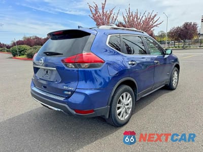 Czwarte zdjęcie samochodu z boku: 2017 NISSAN ROGUE HYBRID SV VIN:5N1ET2MV3HC813398 - miniatura