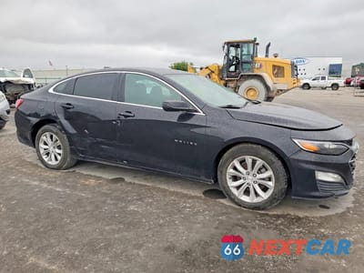 Czwarte zdjęcie samochodu z boku: 2020 CHEVROLET MALIBU LT VIN:1G1ZD5ST5LF081393 - miniatura