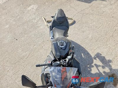 Piąte zdjęcie samochodu w środku: 2024 KAWASAKI EX500 H VIN:ML5EXGH10RDA00266 - miniatura