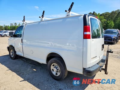 Drugie zdjęcie samochodu z przodu: 2021 CHEVROLET EXPRESS 2500 CARGO UTILITY / SERVICE VAN VIN:1GCWGAFP5M1249197 - miniatura