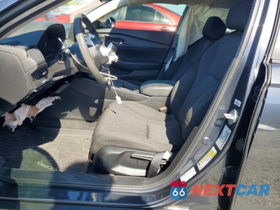 Zdjęcie 7 z 12 samochodu: 2023 HONDA ACCORD LX VIN:1HGCY1F28PA003142 - miniatura