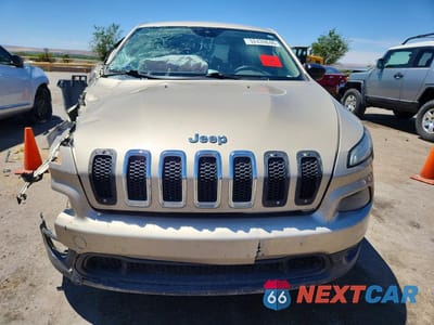 Piąte zdjęcie samochodu w środku: 2014 JEEP CHEROKEE SPORT VIN:1C4PJMAB7EW266199 - miniatura