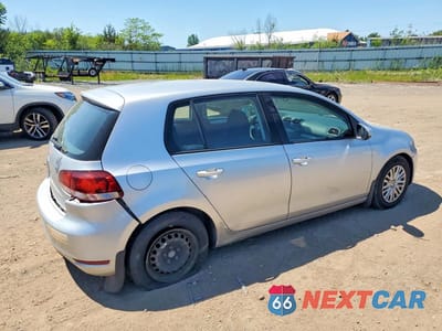 Trzecie zdjęcie samochodu z tyłu: 2014 VOLKSWAGEN GOLF VIN:WVWDB7AJ5EW011818 - miniatura