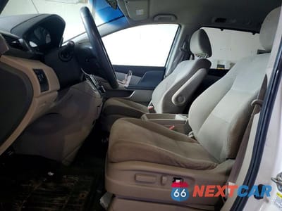 Zdjęcie 7 z 13 samochodu: 2016 HONDA ODYSSEY EX VIN:5FNRL5H44GB046073 - miniatura