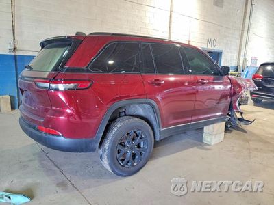 Trzecie zdjęcie samochodu z tyłu: 2024 JEEP GRAND CHEROKEE LAREDO VIN:1C4RJHAG4RC216802 - miniatura