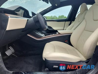 Zdjęcie 7 z 12 samochodu: 2023 TESLA MODEL S VIN:5YJSA1E50PF507279 - miniatura
