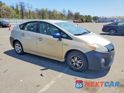 Czwarte zdjęcie samochodu z boku: 2010 TOYOTA PRIUS II VIN:JTDKN3DU5A0163799 - miniatura