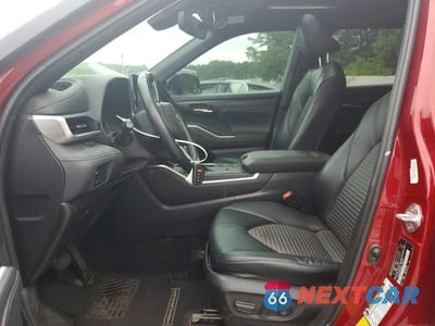 Zdjęcie 7 z 13 samochodu: 2022 TOYOTA HIGHLANDER XSE VIN:5TDLZRAH2NS131155 - miniatura