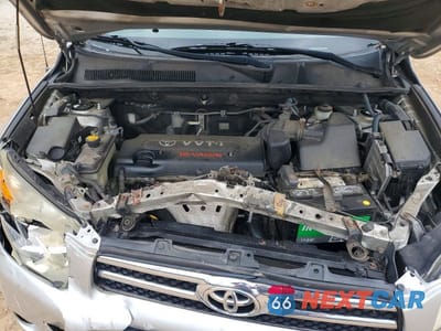 Zdjęcie 12 z 13 samochodu: 2006 TOYOTA RAV4 LIMITED VIN:JTMBD31V865010408 - miniatura