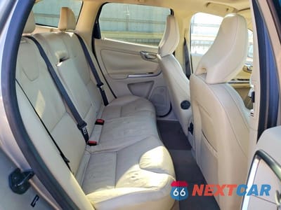 Zdjęcie 11 z 13 samochodu: 2013 VOLVO XC60 3.2 VIN:YV4952DZ0D2415789 - miniatura
