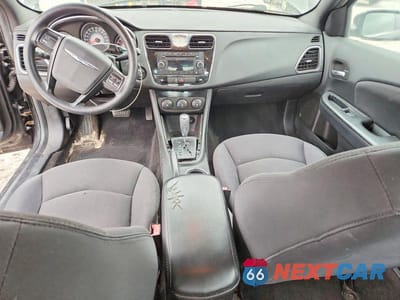 Zdjęcie 8 z 12 samochodu: 2014 CHRYSLER 200 LX VIN:1C3CCBAB1EN195234 - miniatura