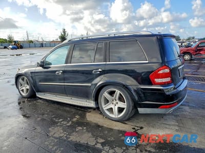 Drugie zdjęcie samochodu z przodu: 2011 MERCEDES-BENZ GL 550 4MATIC VIN:4JGBF8GEXBA739411 - miniatura