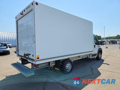 Trzecie zdjęcie samochodu z tyłu: 2019 RAM PROMASTER 3500 3500 STANDARD VIN:3C7WRVLG3KE534869 - miniatura