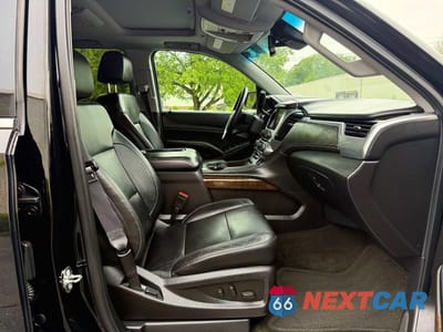 Piąte zdjęcie samochodu w środku: 2015 CHEVROLET SUBURBAN K1500 LT VIN:1GNSKJKC2FR694668 - miniatura