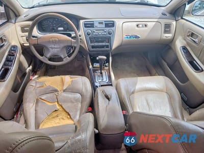 Zdjęcie 8 z 12 samochodu: 2001 HONDA ACCORD EX VIN:1HGCG16591A038938 - miniatura