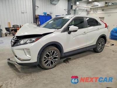 2018 MITSUBISHI ECLIPSE CROSS LE JA4AT4AA4JZ618990 - główne zdjęcie licytacji z USA - miniatura