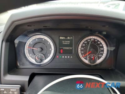 Zdjęcie 9 z 12 samochodu: 2018 RAM 3500 FRAZER AMBULANCE VIN:3C7WRSBJ7JG188453 - miniatura