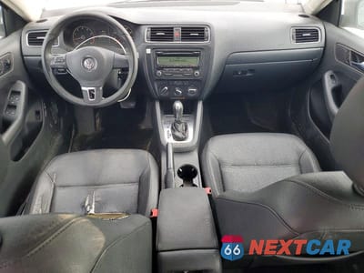 Zdjęcie 8 z 12 samochodu: 2011 VOLKSWAGEN JETTA SE VIN:3VWDX7AJ7BM387396 - miniatura