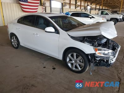 Czwarte zdjęcie samochodu z boku: 2016 VOLVO S60 PREMIER VIN:YV126MFK2G2401467 - miniatura