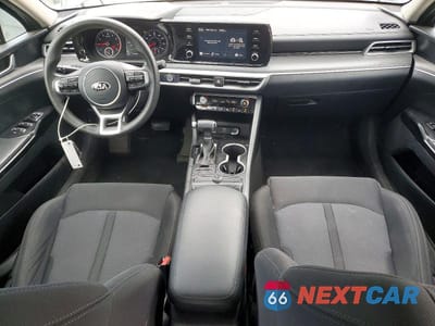 Zdjęcie 8 z 12 samochodu: 2021 KIA K5 LXS VIN:5XXG14J21MG079315 - miniatura