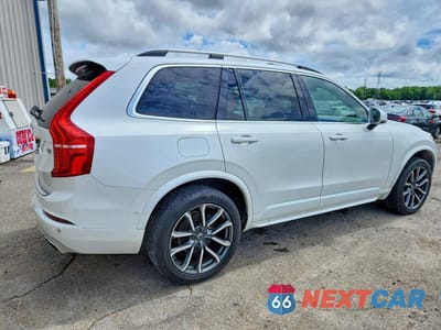 Trzecie zdjęcie samochodu z tyłu: 2017 VOLVO XC90 T6 VIN:YV4A22PK1H1180531 - miniatura